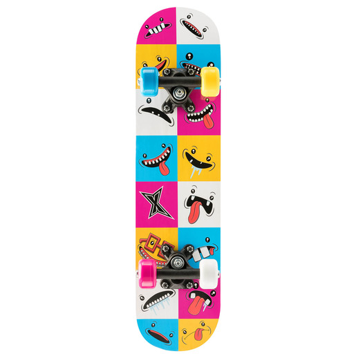 Xootz Skateboard 24 inch Smiley checkerboard