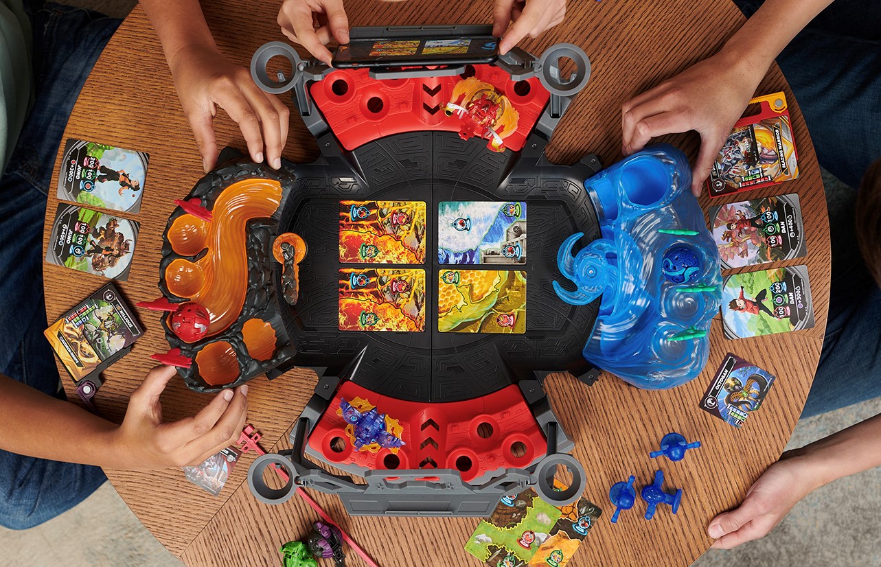 Kids play Bakugan.