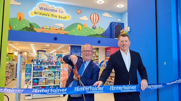 Gary Grant and Andrew Murphy opening Bluewater store