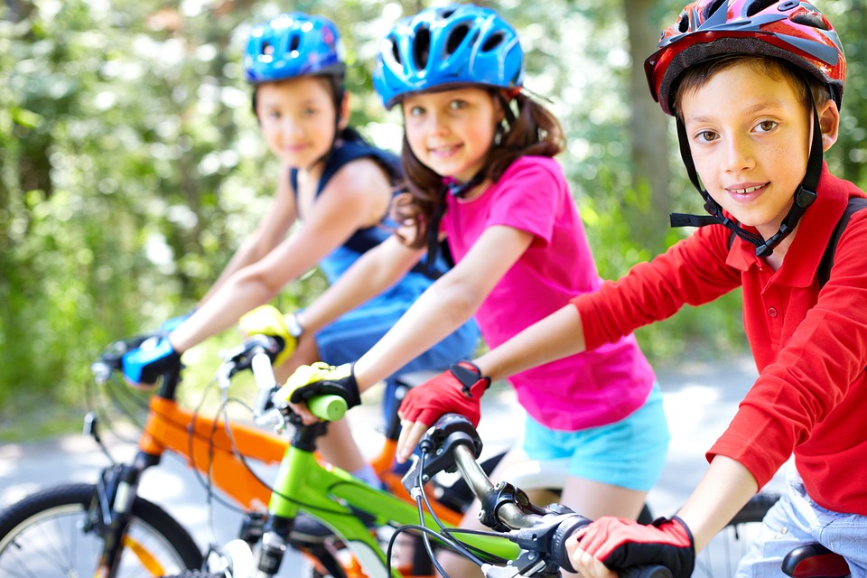 children-on-bikes-blog-image