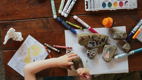 keep-kids-entertained-with-craft-sets-1