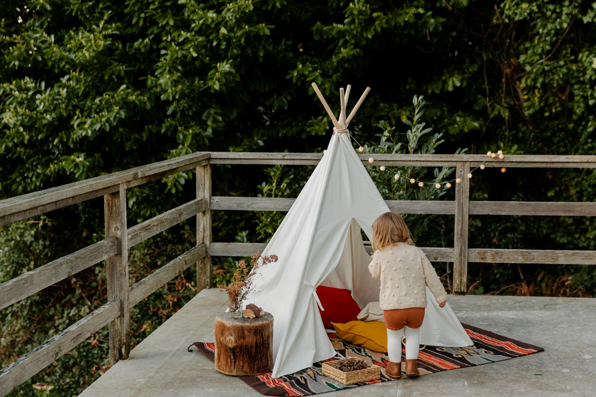 Tent with little girl