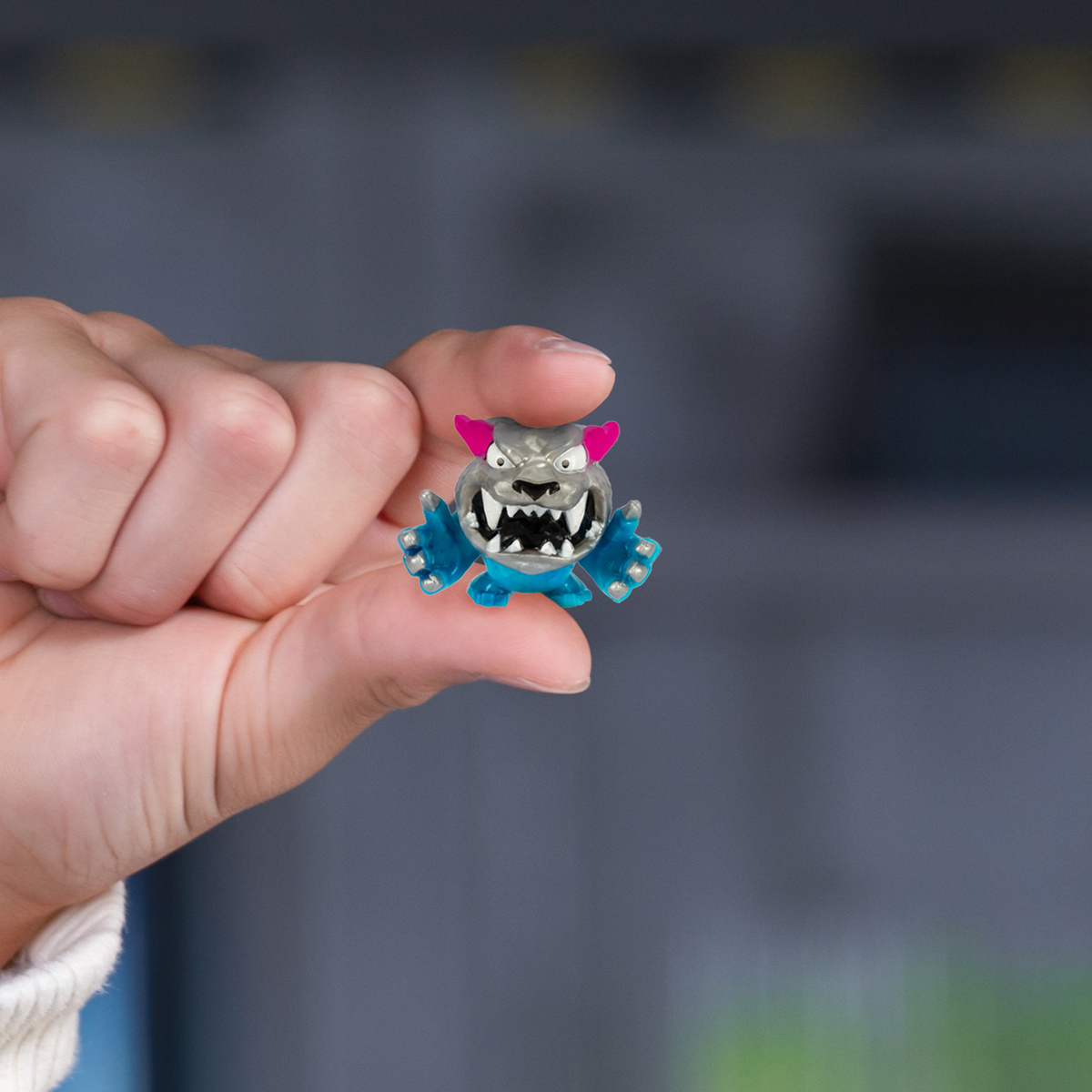 MrBeast Lab Swarms Lab Pack Micro Beast Collectible Figure 5 Pack | The ...