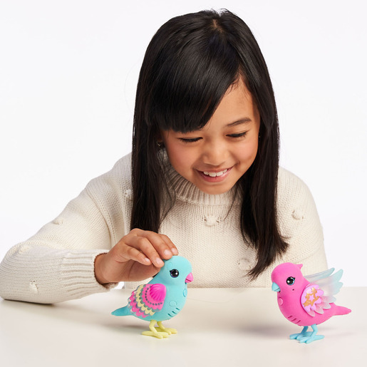 Little Live Pets Lil' Bird Skyler The Entertainer