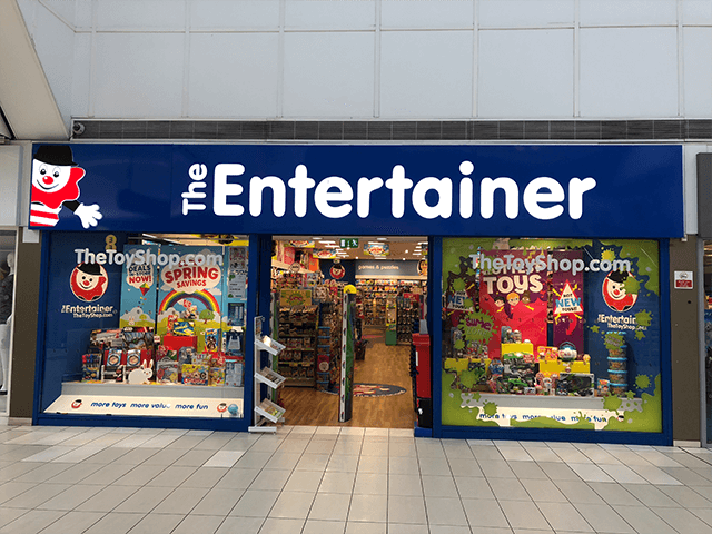 The Entertainer - Edinburgh Cameron Toll The Entertainer - Edinburgh Cameron Toll