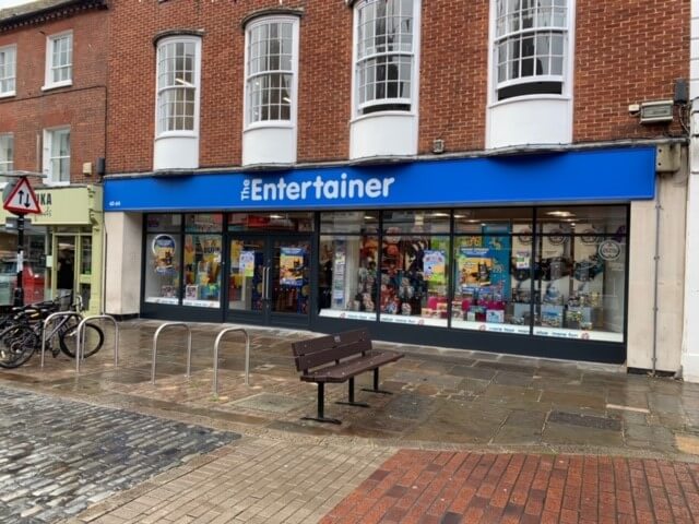 The Entertainer - Chichester The Entertainer - Chichester