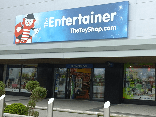 The Entertainer - Cheshire Coliseum The Entertainer - Cheshire Coliseum