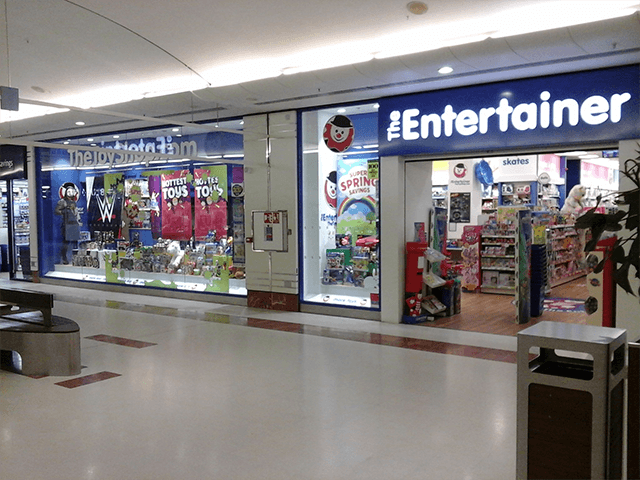 The Entertainer - Hemel Hempstead