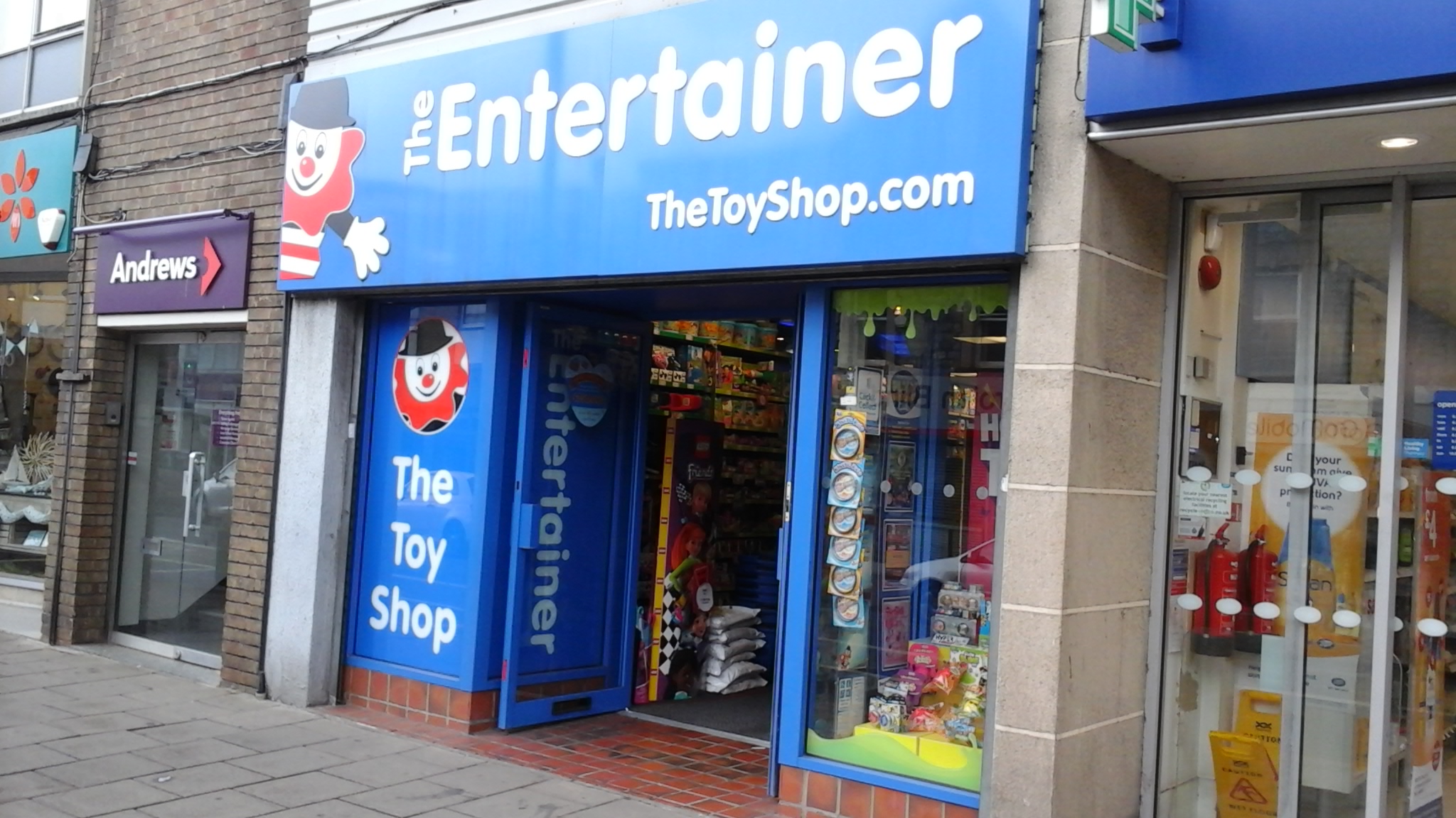 The Entertainer - Keynsham