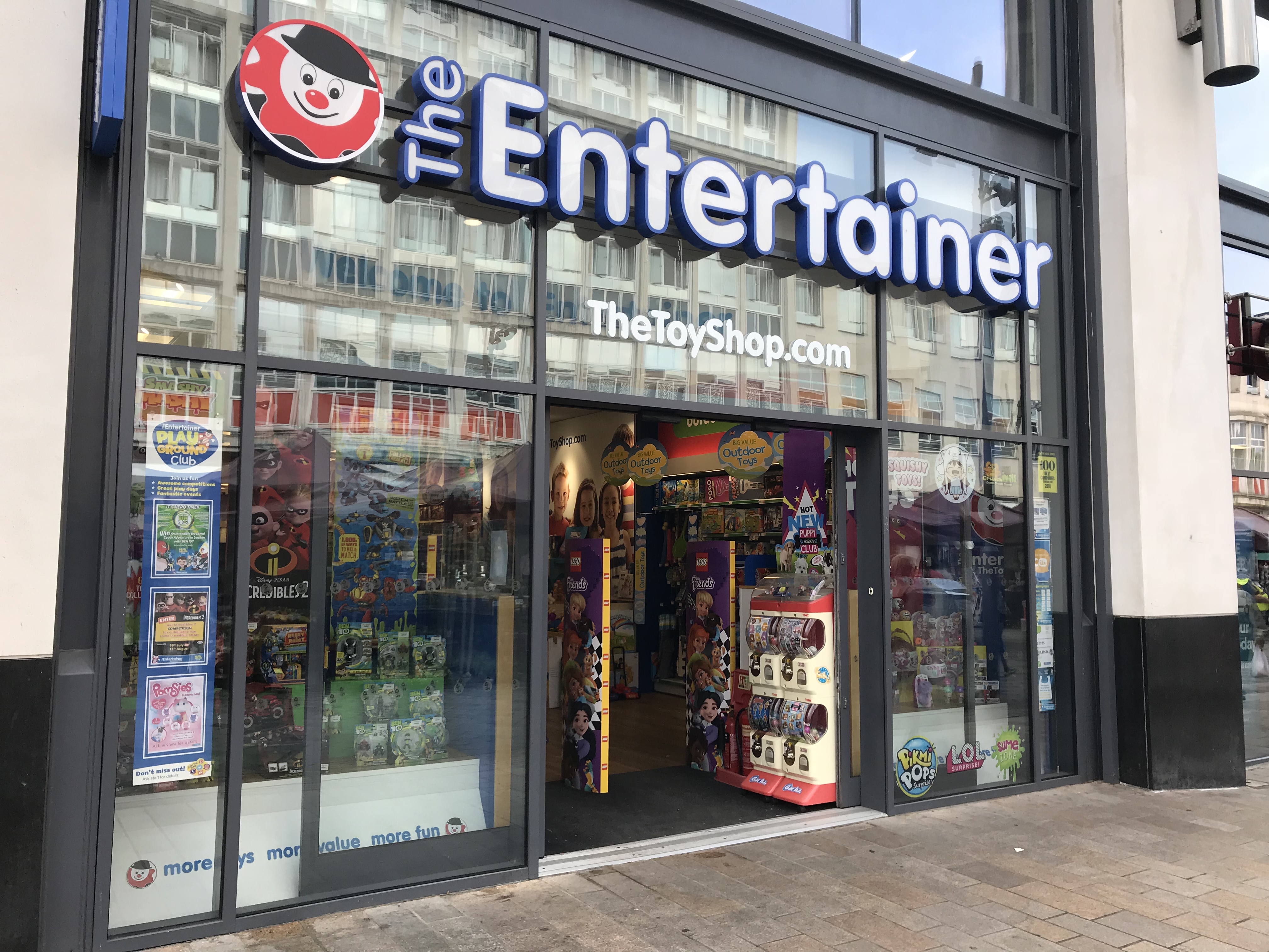 The entertainer toy shop online advert 2018