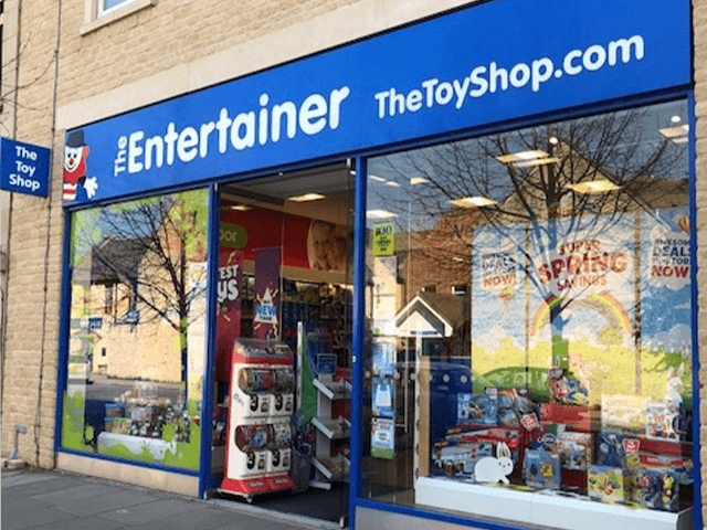 The Entertainer - Witney