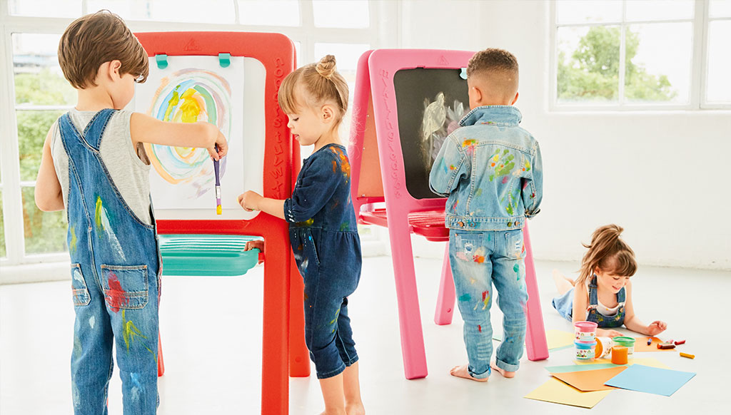 10 Best Travelling Toys for Toddlers & Babies 10 Best Travelling Toys for Toddlers & Babies